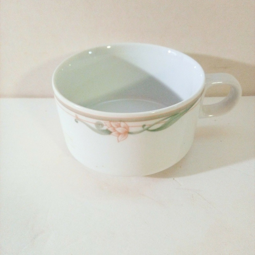 Rego Royale Vintage Serena Coffee Cup